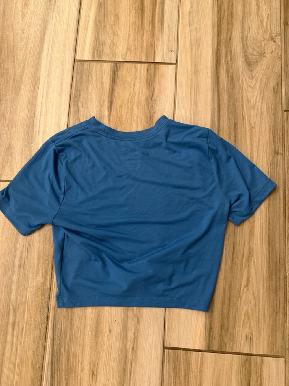 Nike Cropped Tee - Picture 6 of 8